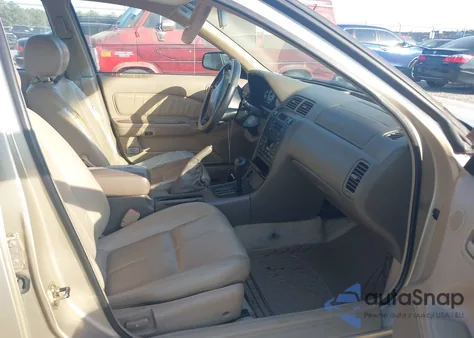 1997 Nissan Maxima Gle/Gxe/Se from USA, damaged, VIN JN1CA21D2VT856318